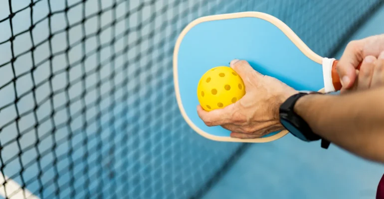 Fault Signs of Lao Hua (Presbyopia): 7 Moments Pickleball Players Over 40 Will Recognise
